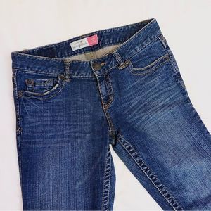 Aeropostale Bayla Skinny Curvy Fit Jeans